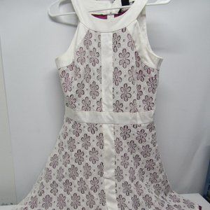 Size 10 White Floral Sleeveless Lace Dress with Cranberry Lining by Cheta B